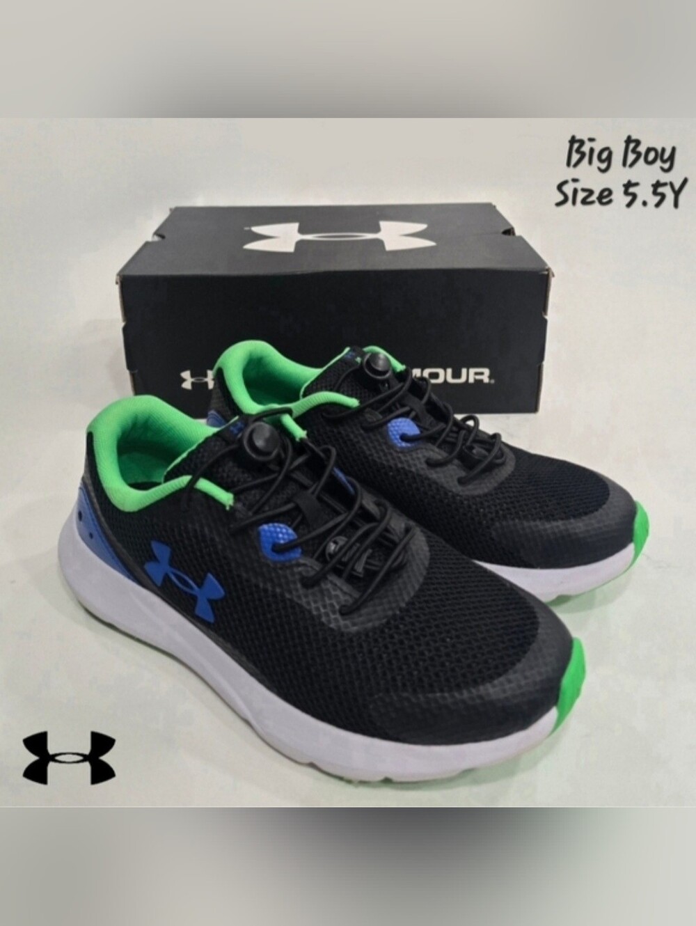 Under Armour Big Boys' Surge 3 Running Shoe Size 5.5Y